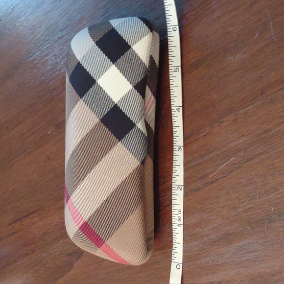 Burberry Nova Check Sunglass Case - Picture 7 of 7